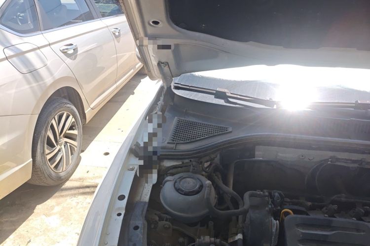 Used Volkswagen Lavida 2019 1.5L Automatic Vision Edition China VI Standard Engine Bay Right