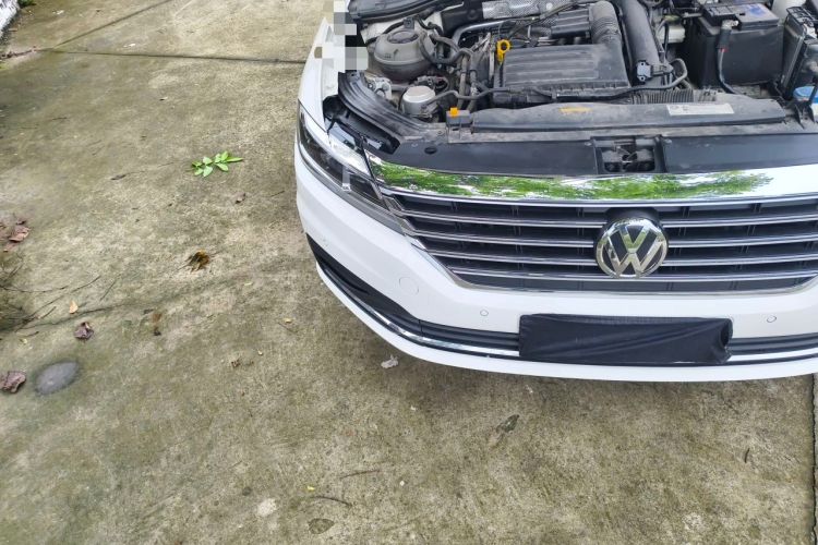 Used Volkswagen Lavida 2019 280TSI DSG Luxury Edition China VI Standard Engine Bay Right