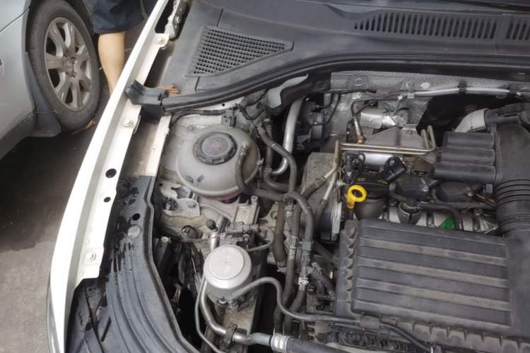 Used Volkswagen Lavida 2019 280TSI DSG Comfort Edition China VI standard Engine Bay Right