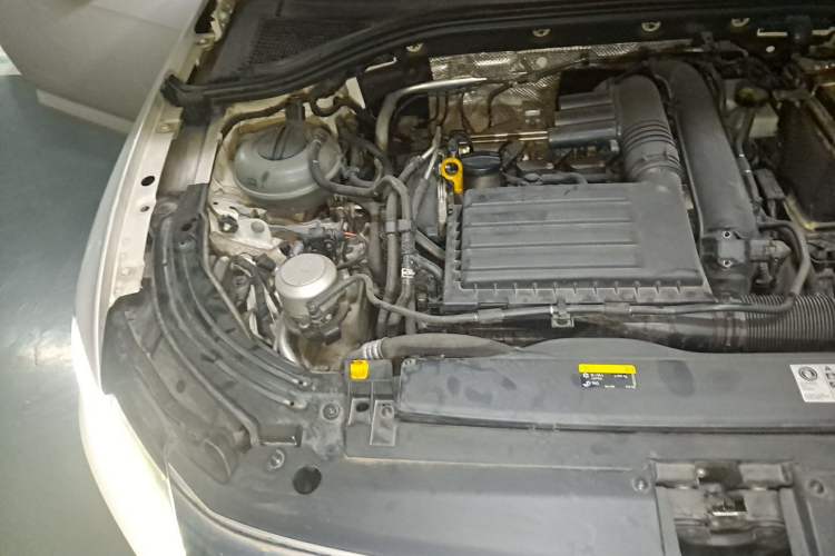 Used Volkswagen Lavida 2019 280TSI DSG Comfort Edition China VI standard Engine Bay Right