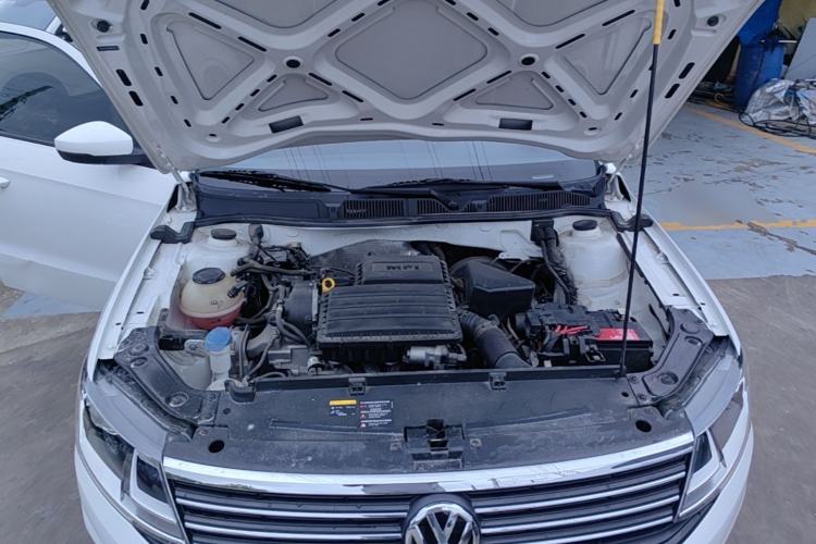 Used Volkswagen Lavida 2019 Lavida Start 1.5L Automatic Trendy Version China VI Standard Engine Bay