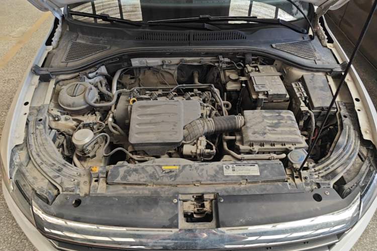 Used Volkswagen Lavida 2019 1.5L Automatic Comfort Edition China VI Standard Engine Bay