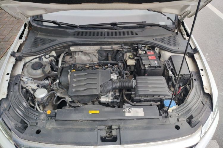Used Volkswagen Lavida 2019 1.5L Automatic Comfort Edition China VI Standard Engine Bay