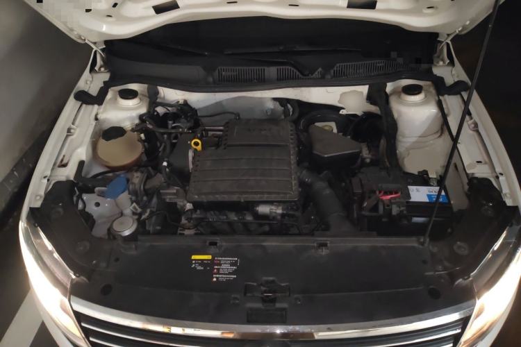 Used Volkswagen Lavida 2019 Lavida Start 1.5L Automatic Trendy Version China VI Standard Engine Bay
