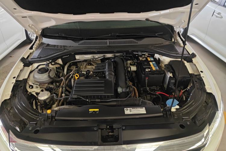 Used Volkswagen Lavida 2019 280TSI DSG Comfort Edition China VI standard Engine Bay