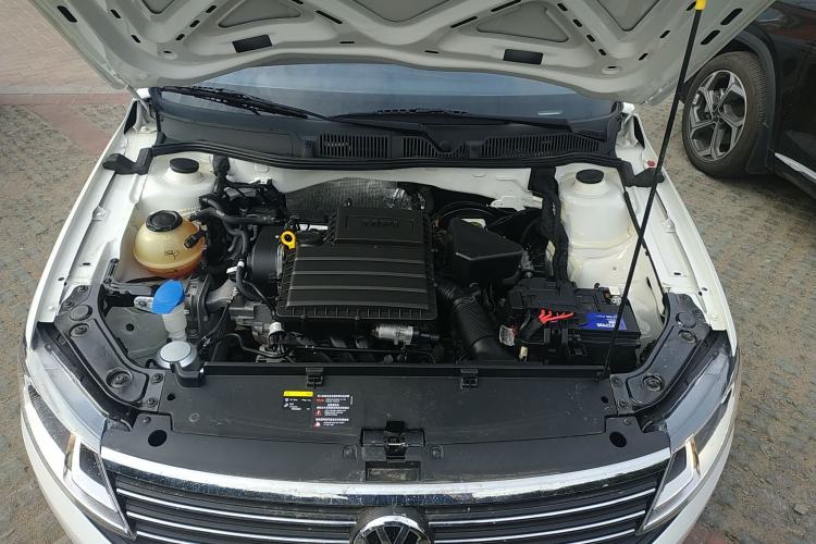 Used Volkswagen Lavida 2019 Lavida Start 1.5L Automatic Trendy Version China VI Standard Engine Bay