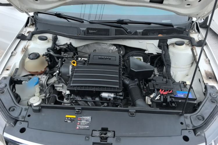 Used Volkswagen Lavida 2019 Lavida Start 1.5L Automatic Trendy Version China VI Standard Engine Bay