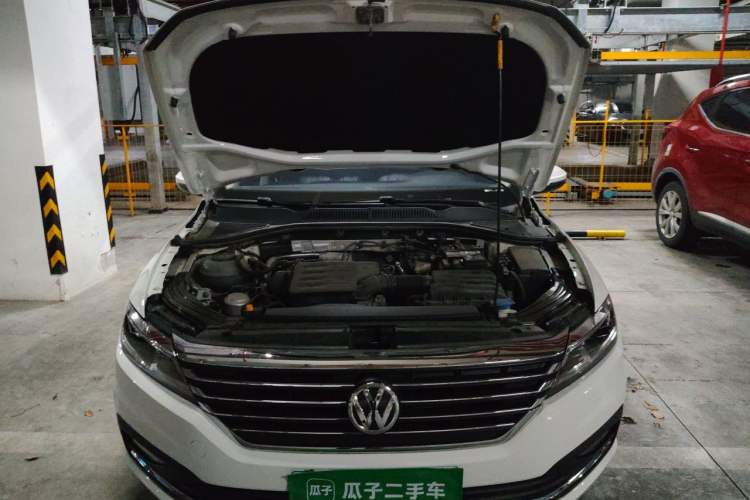 Used Volkswagen Lavida 2019 1.5L Automatic Vision Edition China VI Standard Engine Bay