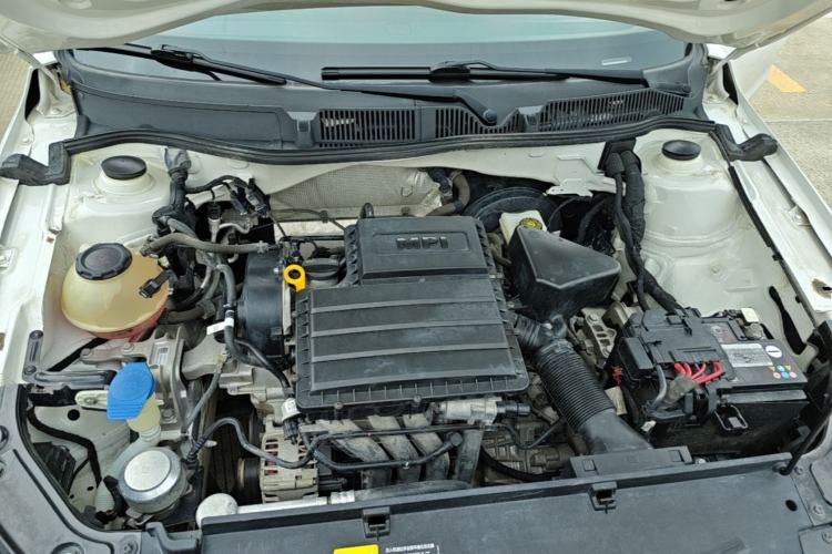Used Volkswagen Lavida 2019 Lavida Start 1.5L Automatic Trendy Version China VI Standard Engine Bay