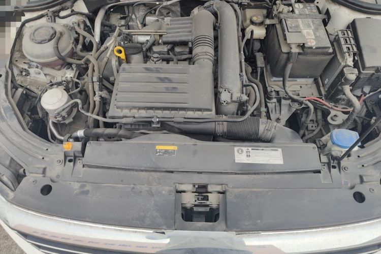 Used Volkswagen Lavida 2019 280TSI DSG Comfort Edition China VI standard Engine Bay