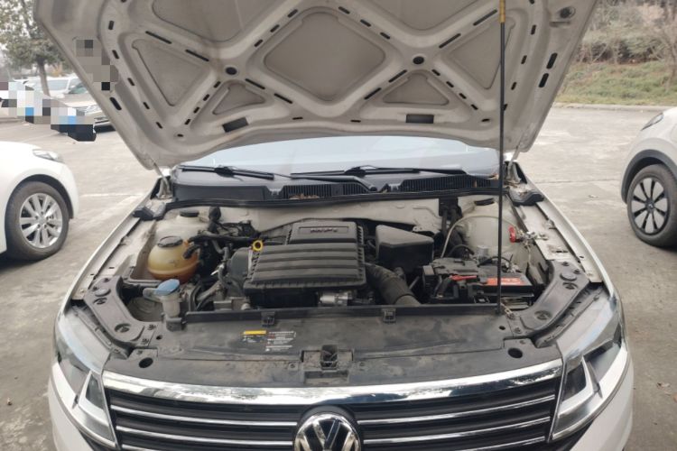 Used Volkswagen Lavida 2019 Lavida Start 1.5L Manual Fashion Edition China VI Standard Engine Bay