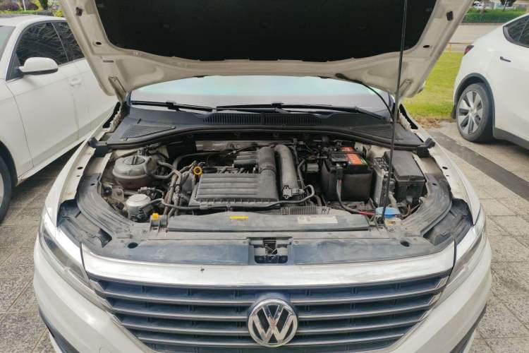 Used Volkswagen Lavida 2019 280TSI DSG Comfort Edition China VI standard Engine Bay