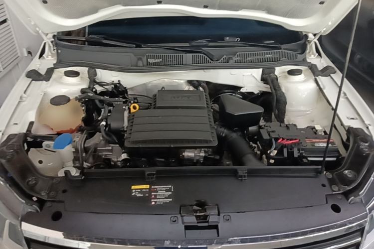 Used Volkswagen Lavida 2019 Lavida Start 1.5L Automatic Trendy Version China VI Standard Engine Bay