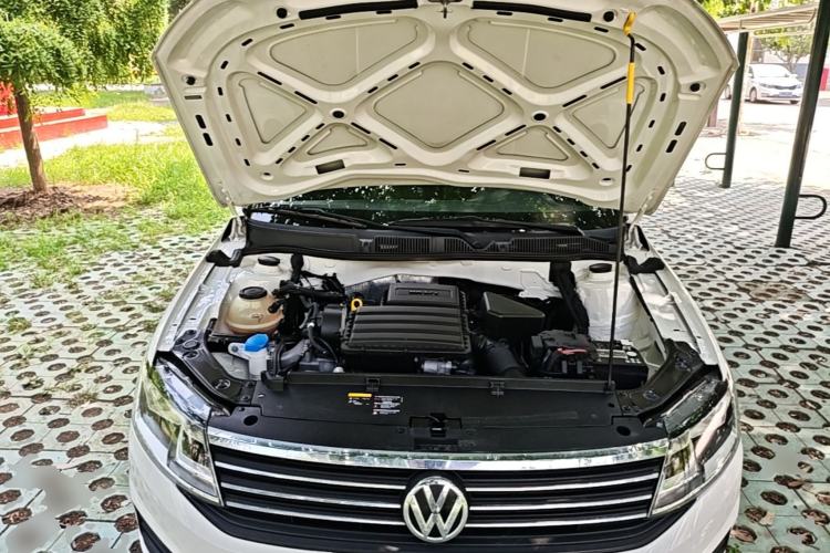 Used Volkswagen Lavida 2019 Lavida Start 1.5L Automatic Trendy Version China VI Standard Engine Bay