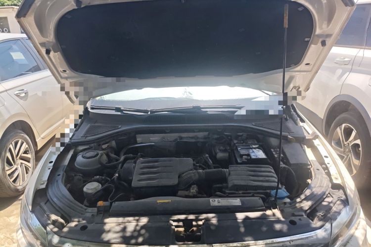 Used Volkswagen Lavida 2019 1.5L Automatic Vision Edition China VI Standard Engine Bay