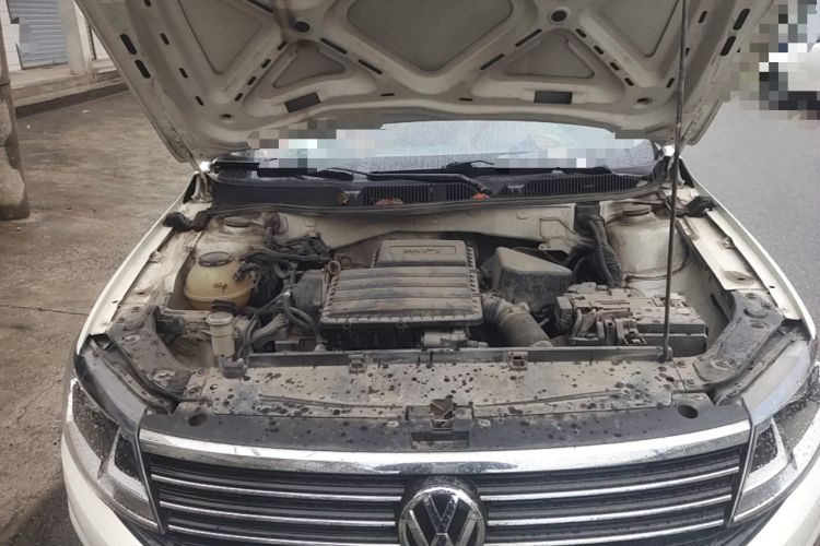Used Volkswagen Lavida 2019 Lavida Start 1.5L Manual Fashion Edition China VI Standard Engine Bay