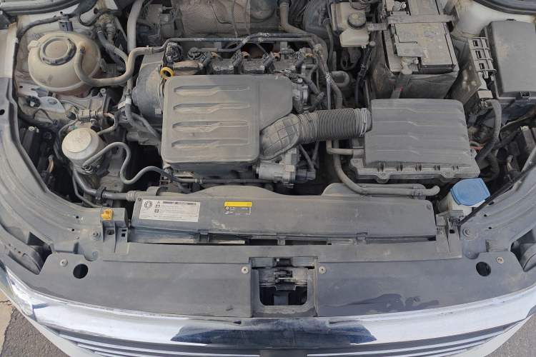 Used Volkswagen Lavida 2019 1.5L Automatic Vision Edition China VI Standard Engine Bay