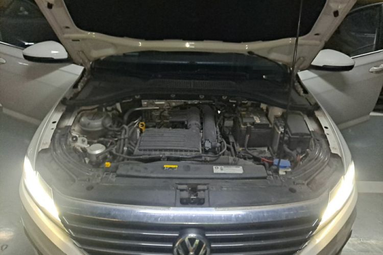 Used Volkswagen Lavida 2019 280TSI DSG Comfort Edition China VI standard Engine Bay