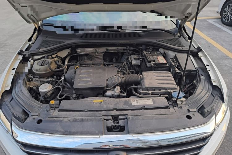 Used Volkswagen Lavida 2019 1.5L Automatic Comfort Edition China VI Standard Engine Bay