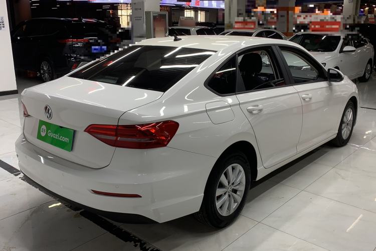 Used Volkswagen Lavida 2019 1.5L Automatic Fashion Edition China VI Exterior 1