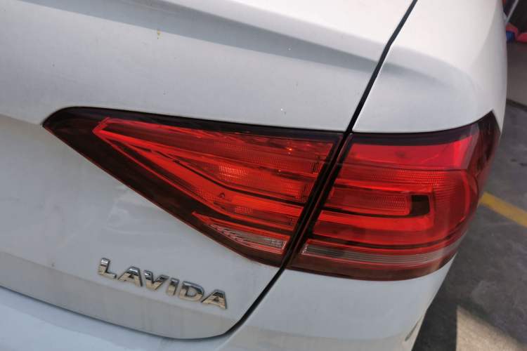 Used Volkswagen Lavida 2019 Lavida Start 1.5L Automatic Trendy Version China VI Standard Exterior 1