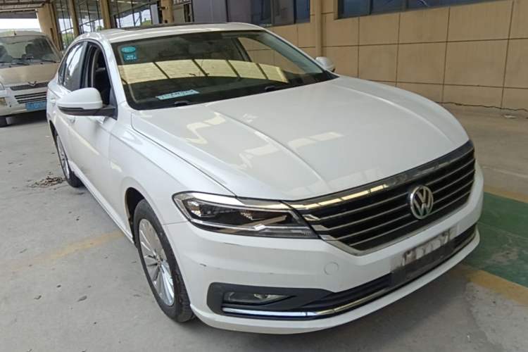 Used Volkswagen Lavida 2019 1.5L Automatic Comfort Edition China VI Standard Exterior 1