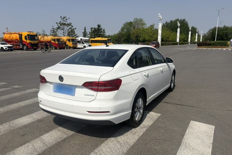 Used Volkswagen Lavida 2019 1.5L Automatic Fashion Edition China VI Exterior 1