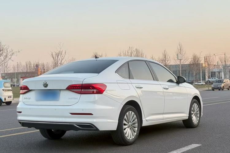 Used Volkswagen Lavida 2019 1.5L Automatic Vision Edition China VI Standard Exterior 10
