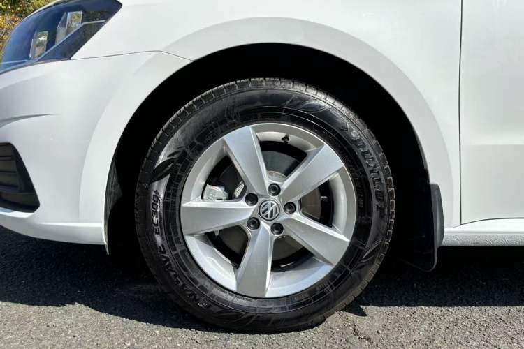 Used Volkswagen Lavida 2019 Lavida Start 1.5L Manual Fashion Edition China VI Standard Exterior 11