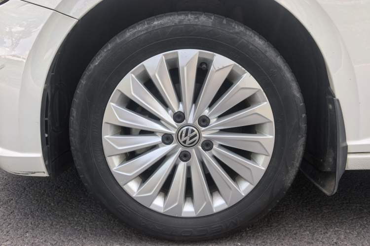 Used Volkswagen Lavida 2019 1.5L Automatic Comfort Edition China VI Standard Exterior 2