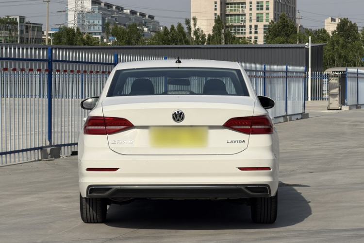 Used Volkswagen Lavida 2019 1.5L Automatic Comfort Edition China VI Standard Exterior 2
