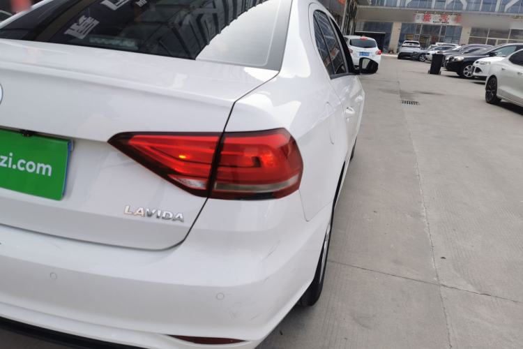 Used Volkswagen Lavida 2019 Lavida Start 1.5L Automatic Trendy Version China VI Standard Exterior 3