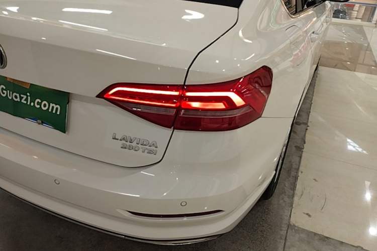 Used Volkswagen Lavida 2019 280TSI DSG Comfort Edition China VI standard Exterior 3