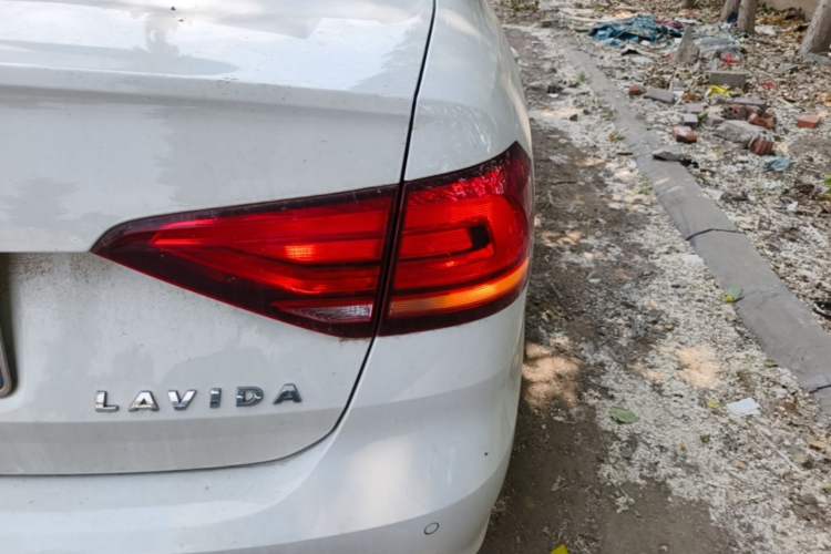 Used Volkswagen Lavida 2019 Lavida Start 1.5L Automatic Trendy Version China VI Standard Exterior 3