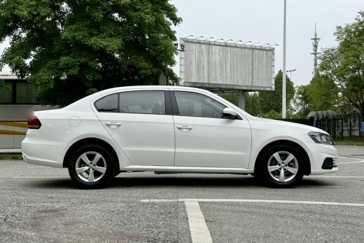 Used Volkswagen Lavida 2019 Lavida Start 1.5L Automatic Trendy Version China VI Standard Exterior 3