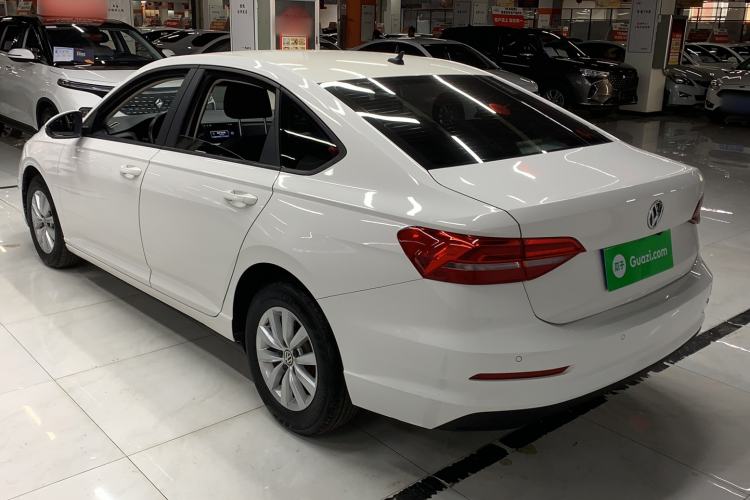 Used Volkswagen Lavida 2019 1.5L Automatic Fashion Edition China VI Exterior 3