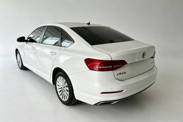 Used Volkswagen Lavida 2019 1.5L Automatic Comfort Edition China VI Standard Exterior 3