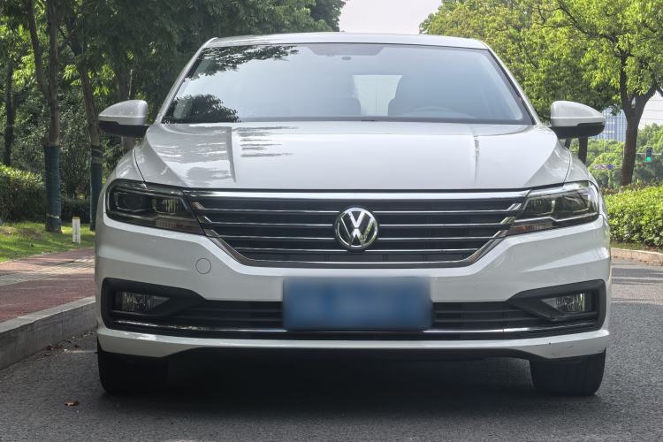Used Volkswagen Lavida 2019 1.5L Automatic Comfort Edition China VI Standard Exterior 3