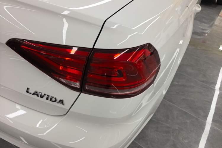Used Volkswagen Lavida 2019 Lavida Start 1.5L Automatic Trendy Version China VI Standard Exterior 3