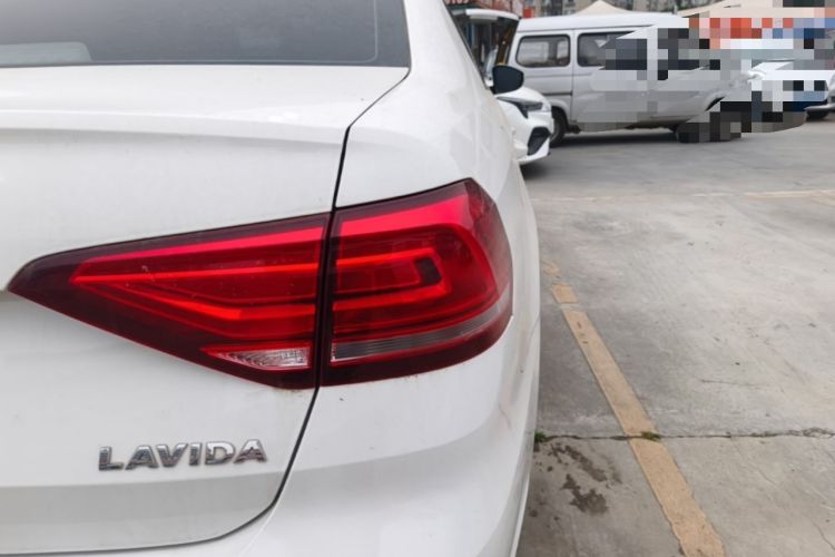 Used Volkswagen Lavida 2019 Lavida Start 1.5L Automatic Trendy Version China VI Standard Exterior 3