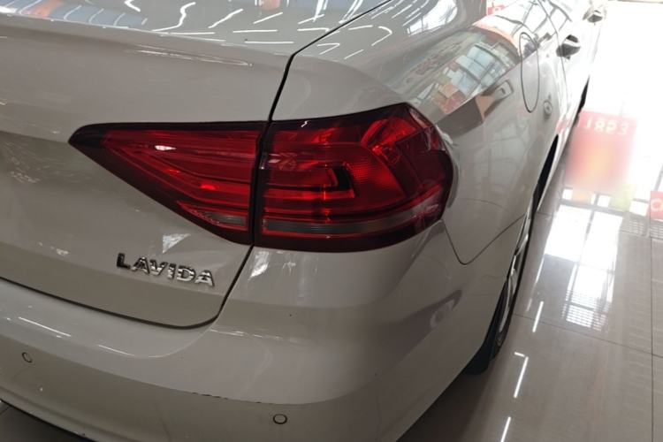Used Volkswagen Lavida 2019 Lavida Start 1.5L Automatic Trendy Version China VI Standard Exterior 3