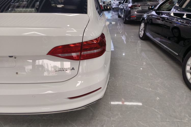 Used Volkswagen Lavida 2019 1.5L Automatic Comfort Edition China VI Standard Exterior 3