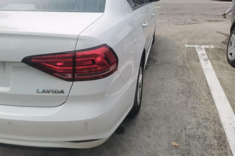Used Volkswagen Lavida 2019 Lavida Start 1.5L Automatic Trendy Version China VI Standard Exterior 3