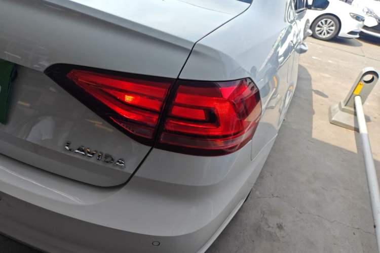 Used Volkswagen Lavida 2019 Lavida Start 1.5L Automatic Comfort Edition China VI Standard Exterior 3