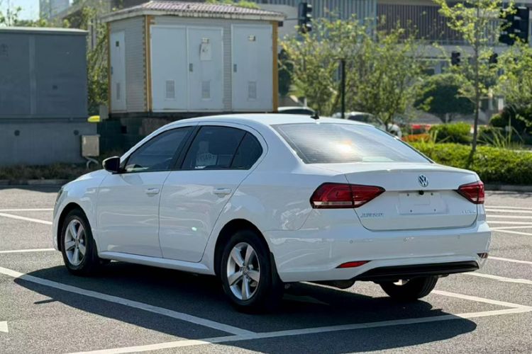 Used Volkswagen Lavida 2019 Lavida Start 1.5L Automatic Trendy Version China VI Standard Exterior 4