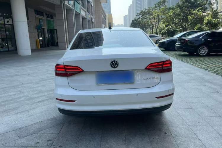 Used Volkswagen Lavida 2019 Lavida Start 1.5L Automatic Trendy Version China VI Standard Exterior 4