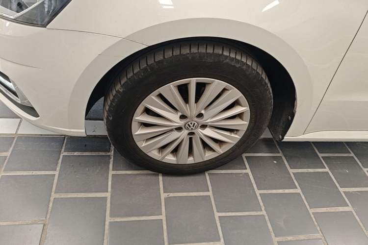 Used Volkswagen Lavida 2019 Lavida Start 1.5L Automatic Comfort Edition China VI Standard Exterior 4