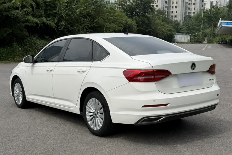 Used Volkswagen Lavida 2019 1.5L Automatic Comfort Edition China VI Standard Exterior 4