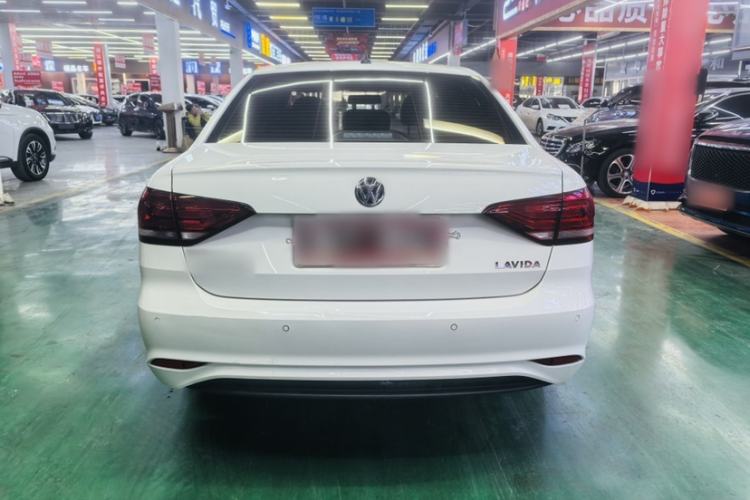 Used Volkswagen Lavida 2019 Lavida Start 1.5L Automatic Trendy Version China VI Standard Exterior 4