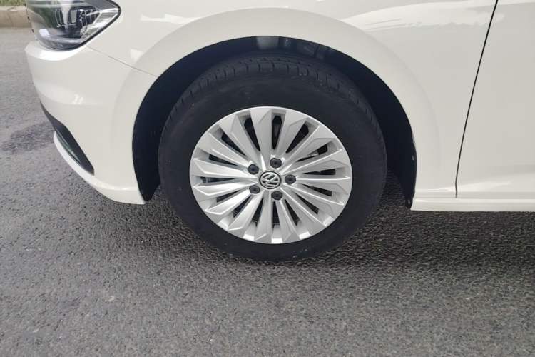 Used Volkswagen Lavida 2019 280TSI DSG Comfort Edition China VI standard Exterior 4